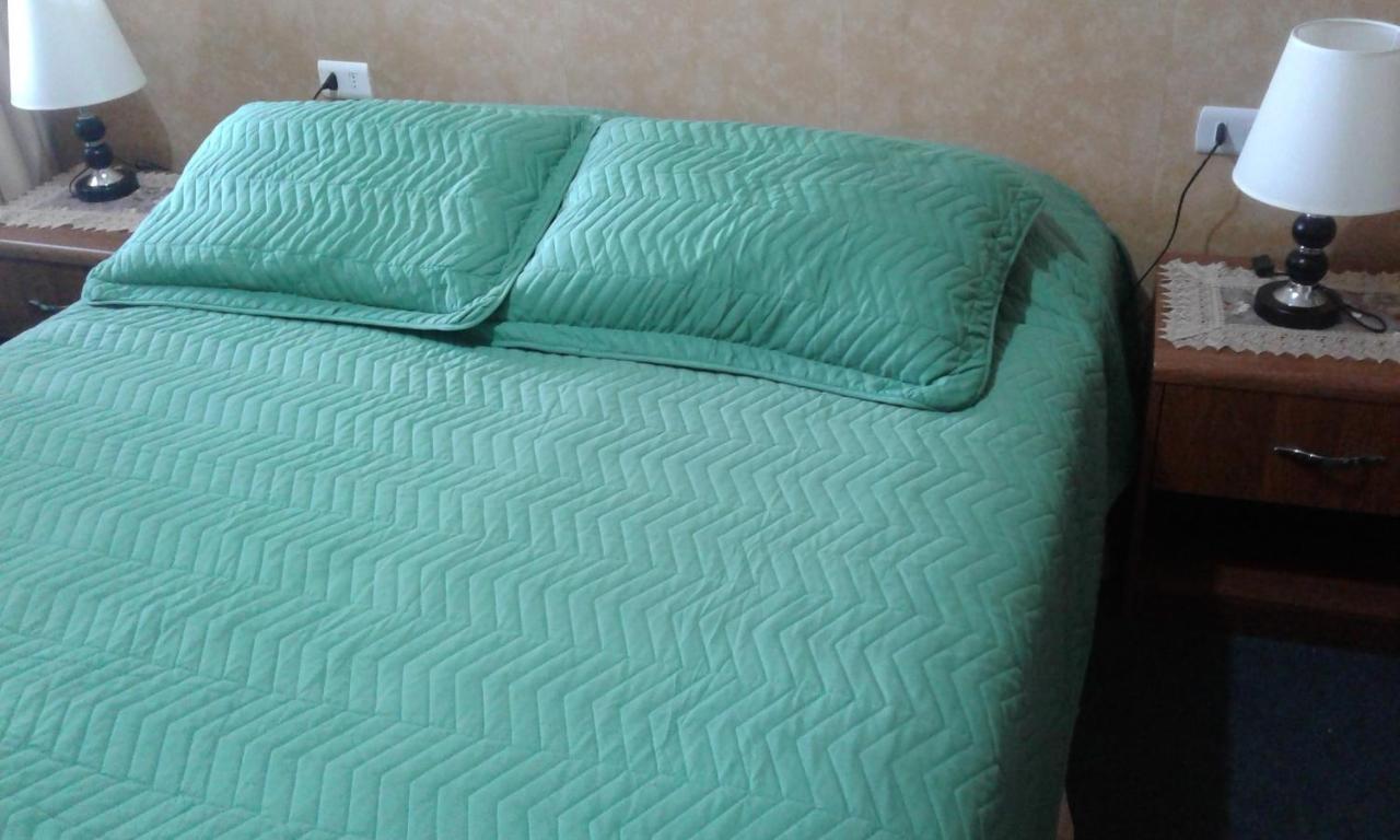 Hostal Don Pedro プエルト・ナタレス エクステリア 写真